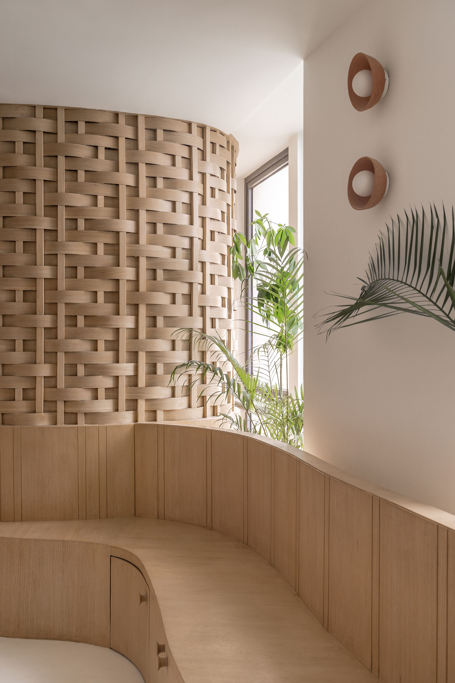 Studio Rei: Woven Walls at Nilkanth Ayurveda Clinic