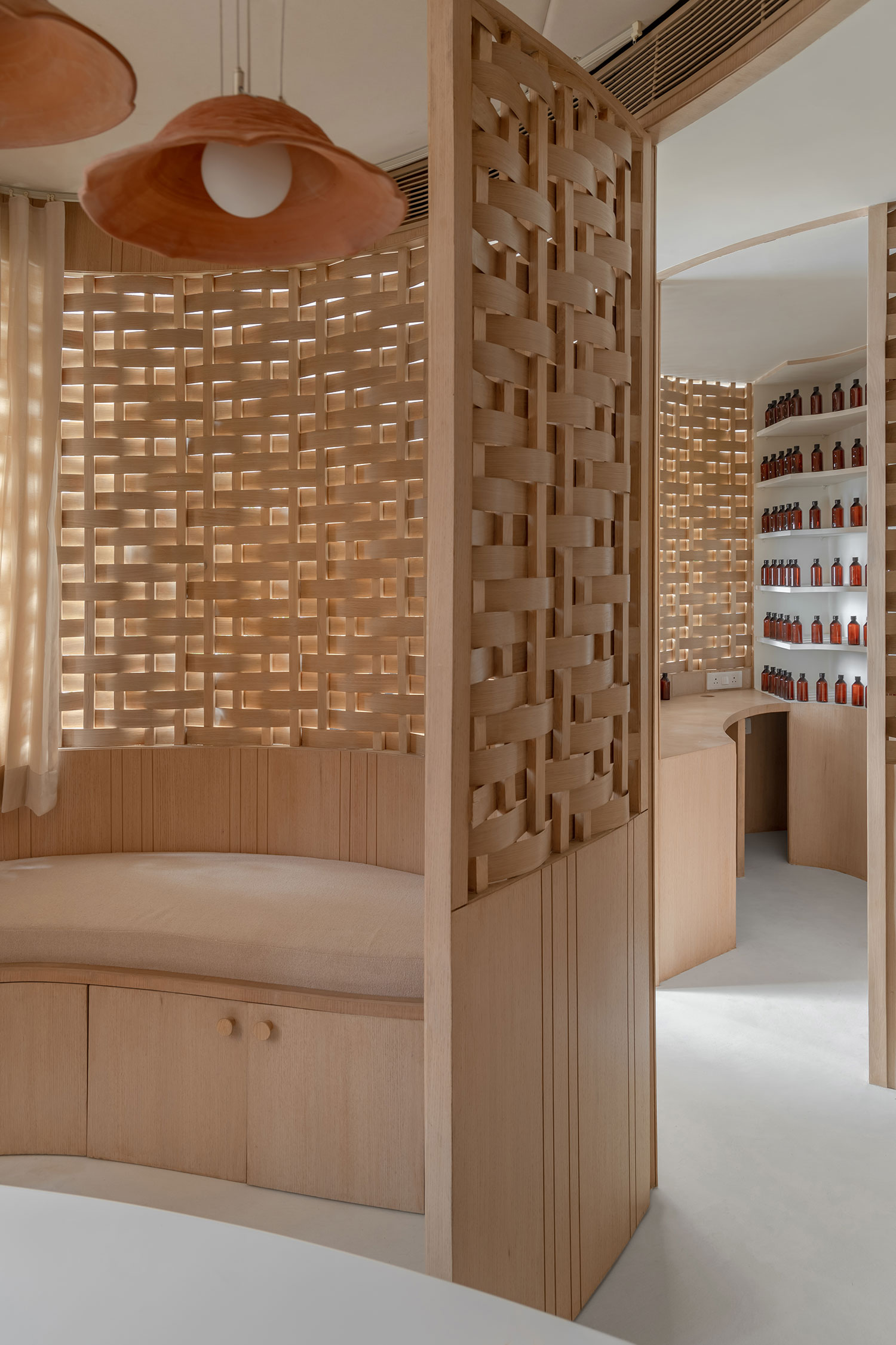 Studio Rei: Woven Walls at Nilkanth Ayurveda Clinic