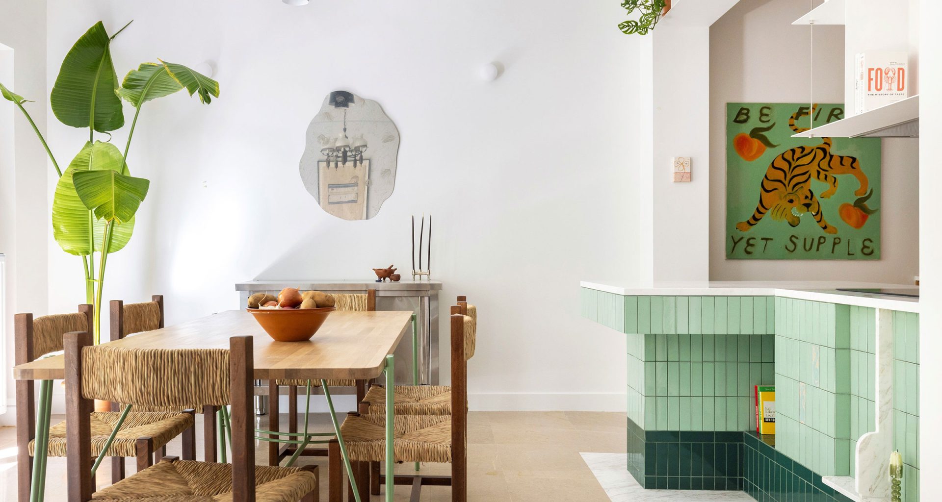 Athens' Artful Alchemy: Oikonomakis Siampakoulis Architects Breathe New Life into a Lycabettus Gem