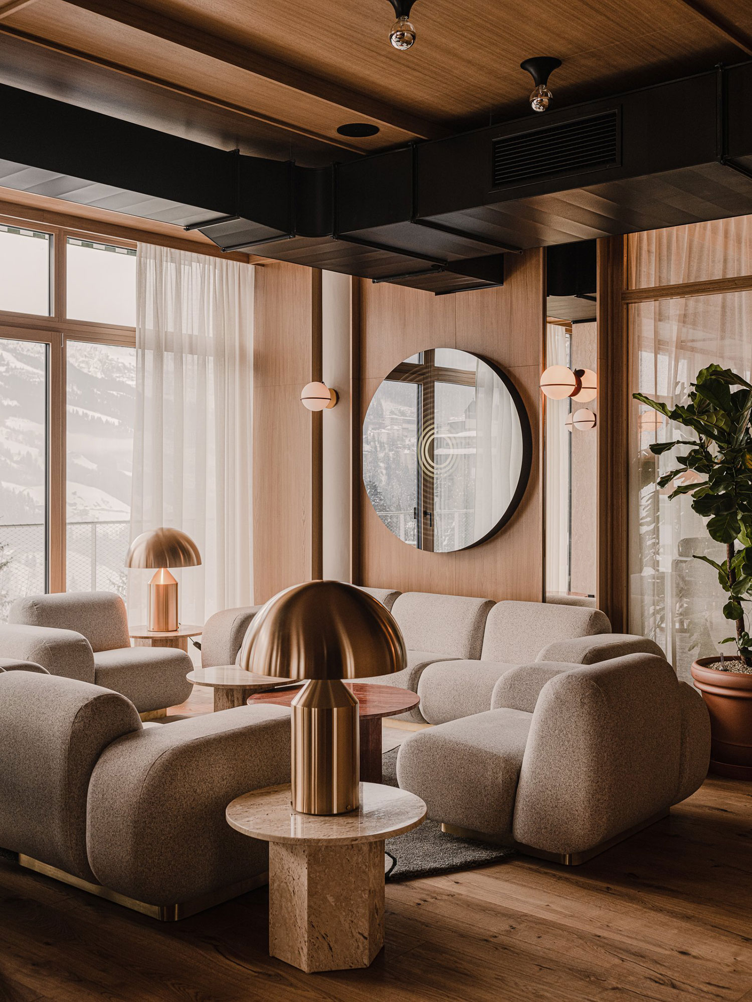 The Comodo: A Playful Ode to Mid-century Modernism in the Austrian Alps