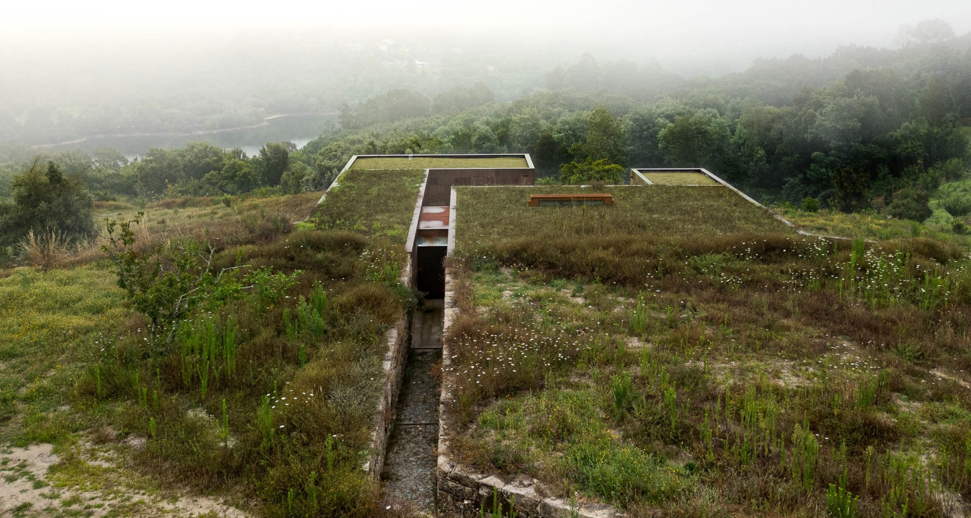 Tsou Arquitectos: Casa da Levada - Cork-Clad Home Blends with Portugal Hills
