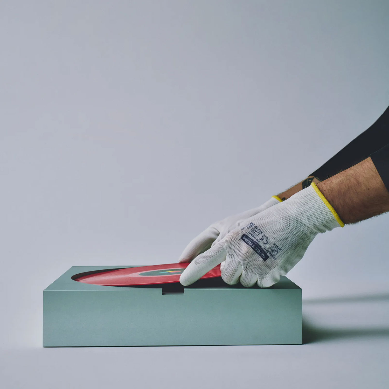 Stripped Down Vinyl: Waiting For Ideas' PP-1 Turntable Redefines Simplicity