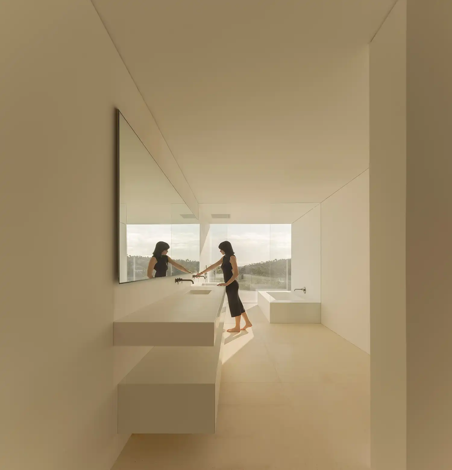 Villa 95 in Sotogrande by Fran Silvestre Arquitectos: A Home Connected to Nature