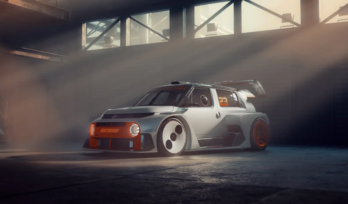 Hyundai INSTERoid: Futuristic Electric Concept Car Breaks Boundaries