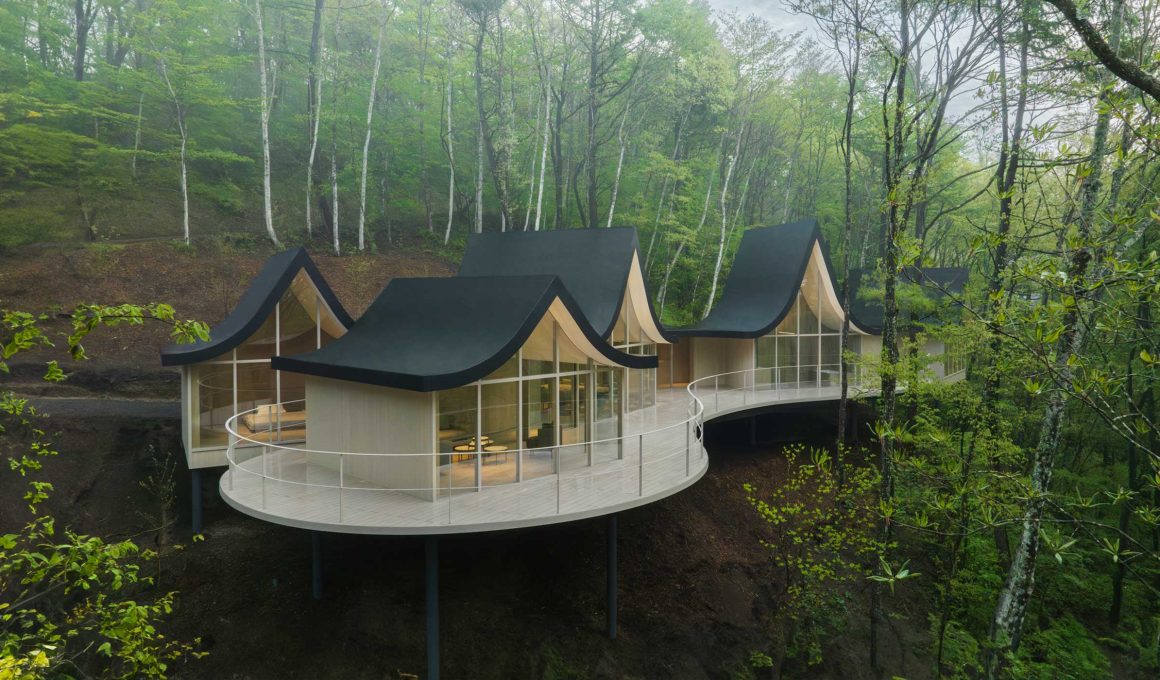 Hand-in-Hand: Nendo's Karuizawa Symphony of Intimacy and Isolation