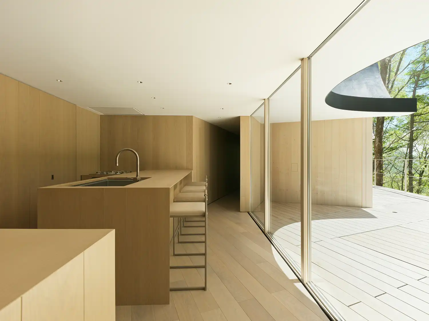 Hand-in-Hand: Nendo's Karuizawa Symphony of Intimacy and Isolation