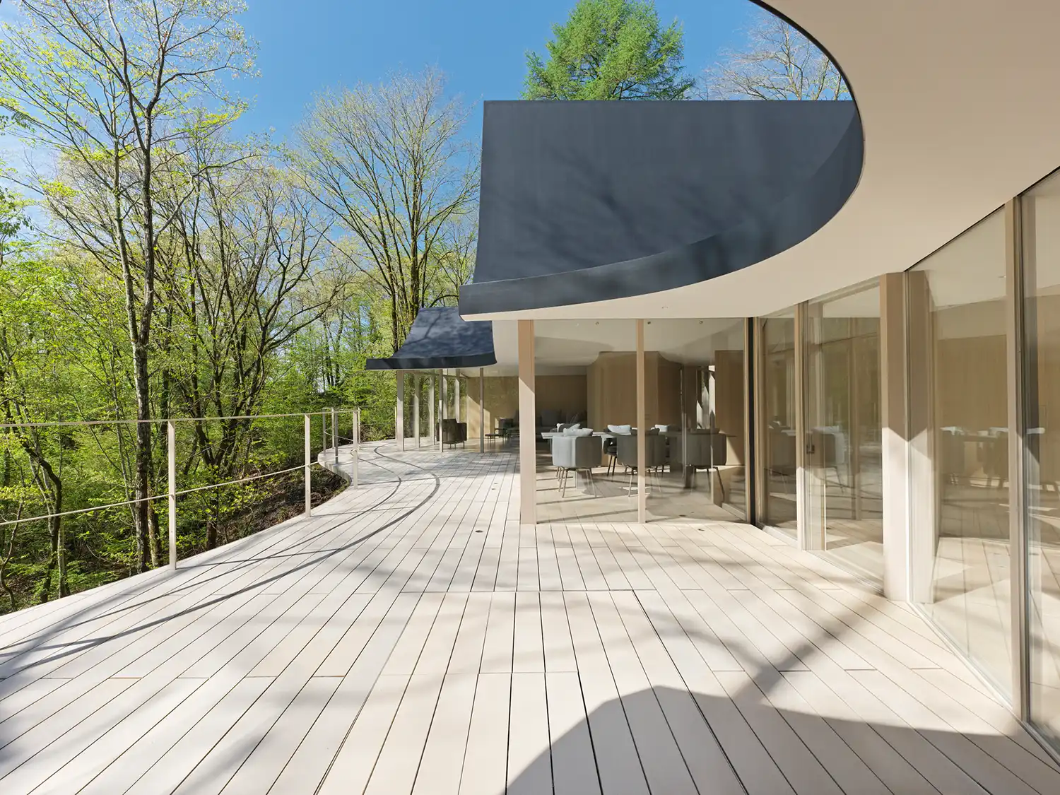 Hand-in-Hand: Nendo's Karuizawa Symphony of Intimacy and Isolation