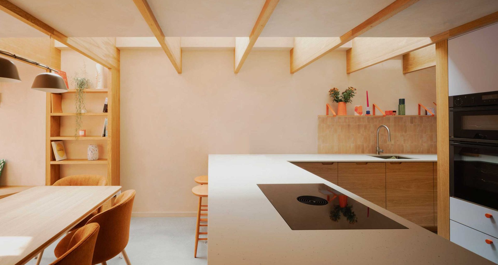 Oak and Concrete: Pensaer London's Sculptural Extension in Peckham Rye