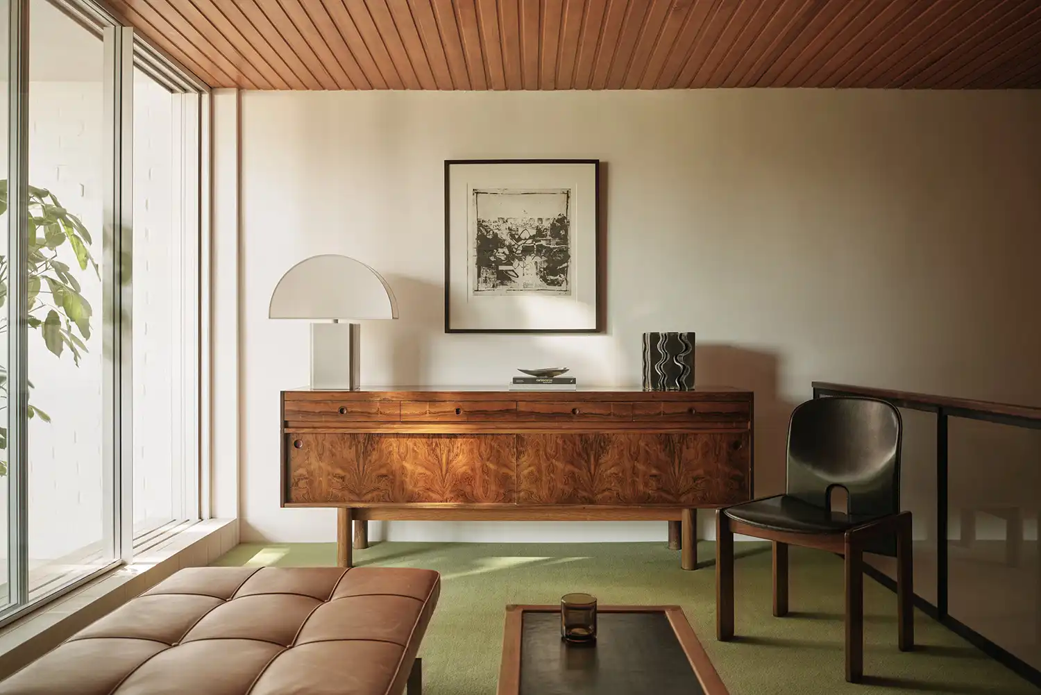 Pine Heath: Updating a 1960s Modernist House in London by Studio Hagen Hall