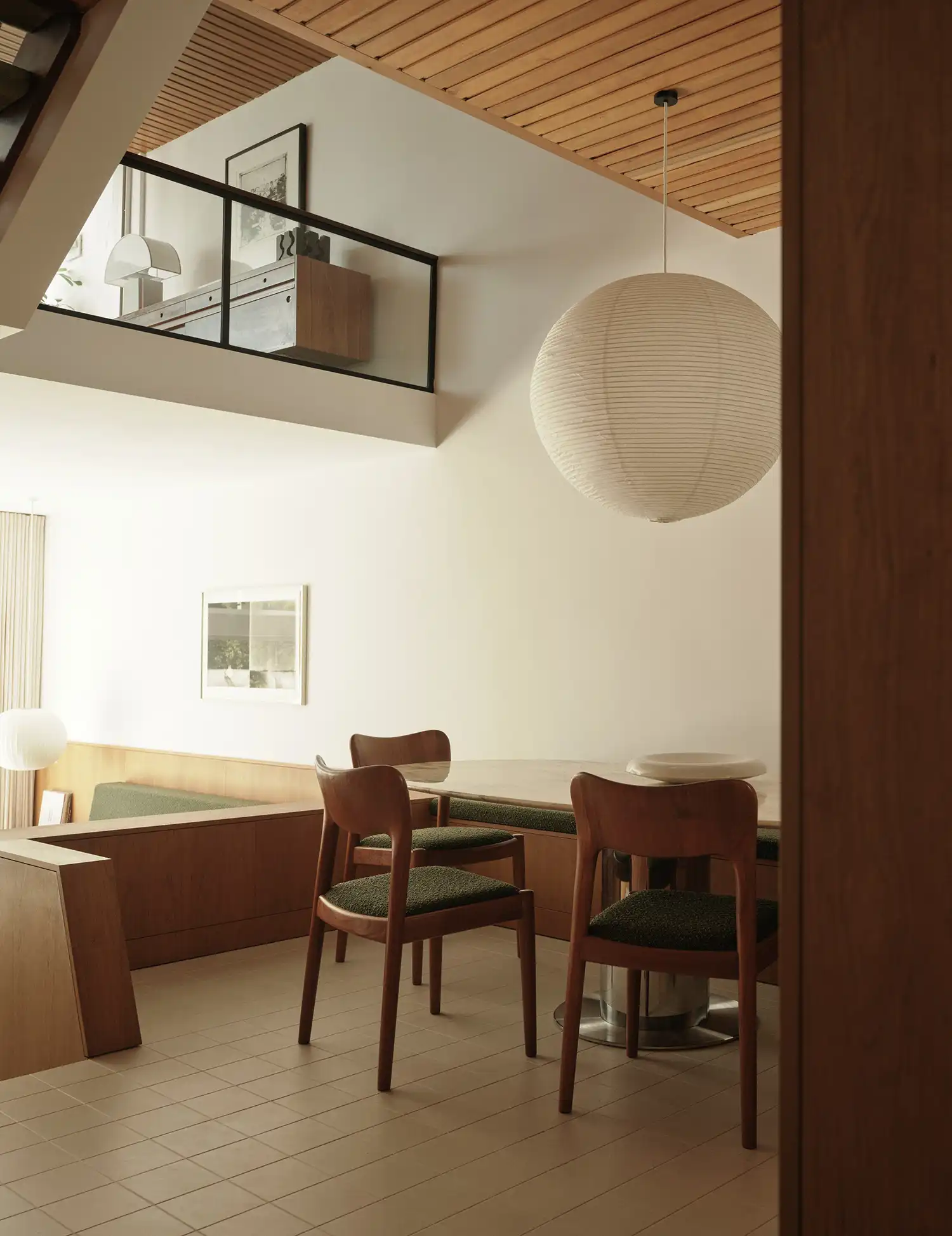 Pine Heath: Updating a 1960s Modernist House in London by Studio Hagen Hall