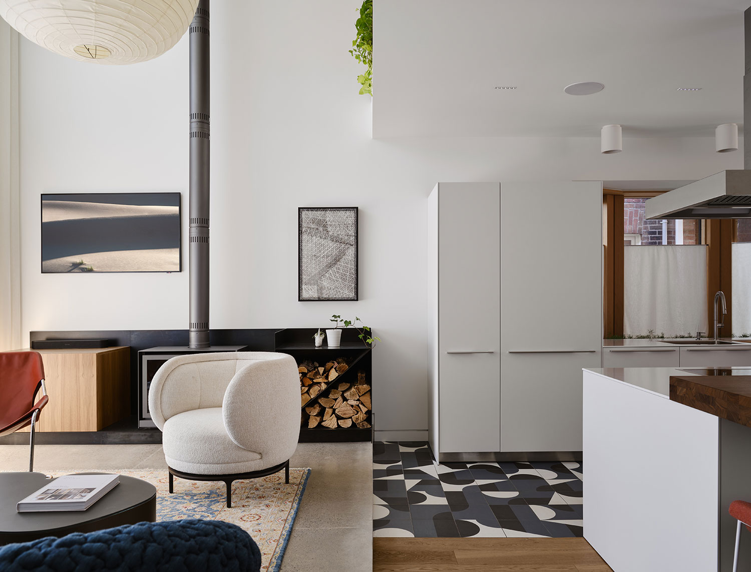 Renovating Summerhill: BVT A Crafts a Contemporary Urban Residence