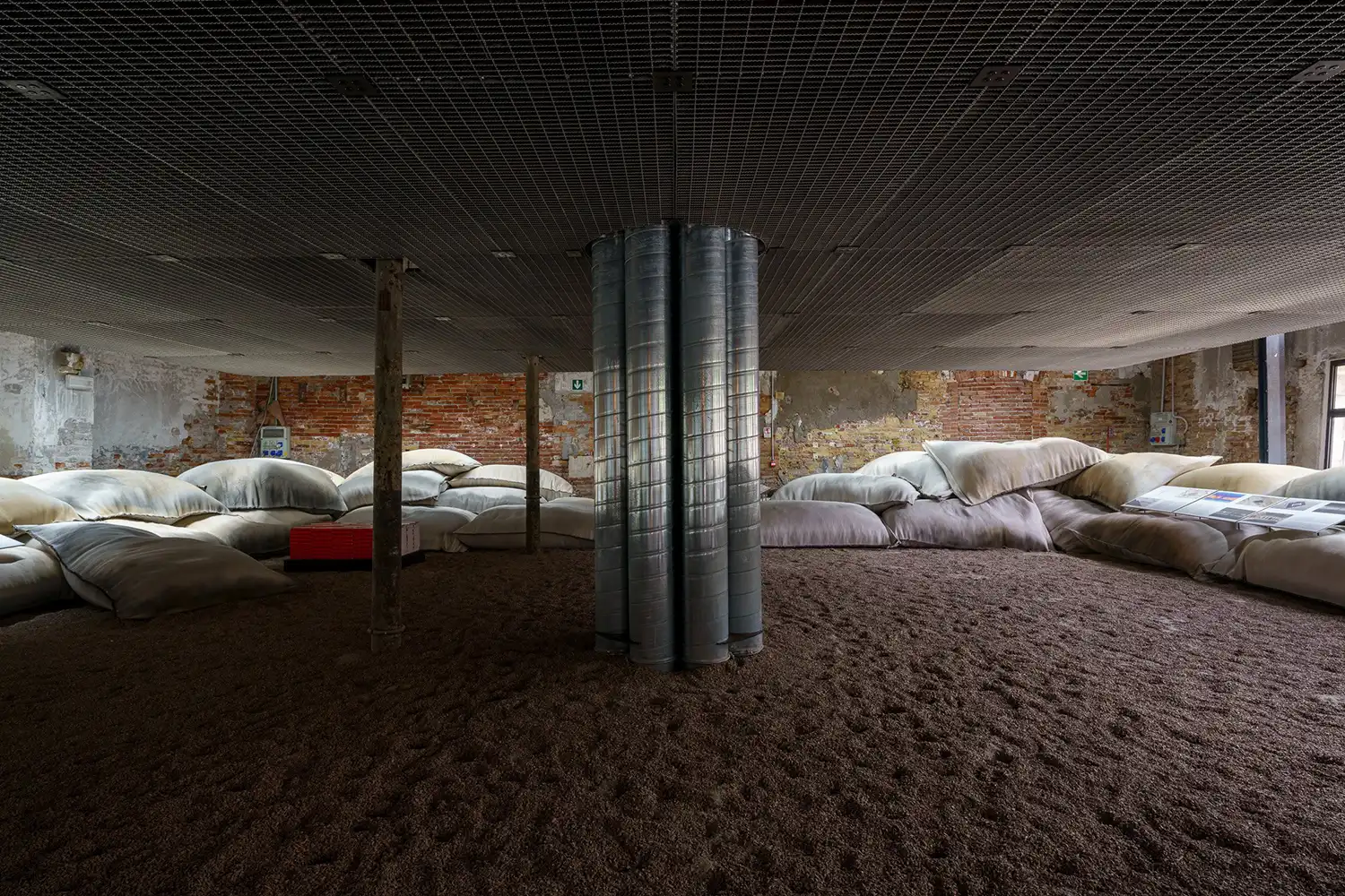 Bahrain’s Heatwave Pavilion Wins Golden Lion at Venice Biennale 2025