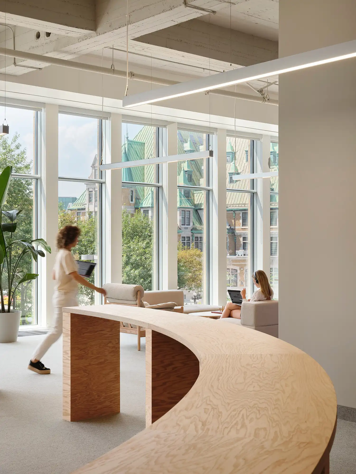Cossette’s New Old Montreal Office Blends Minimalism and Collaboration in a Thoughtful Redesign