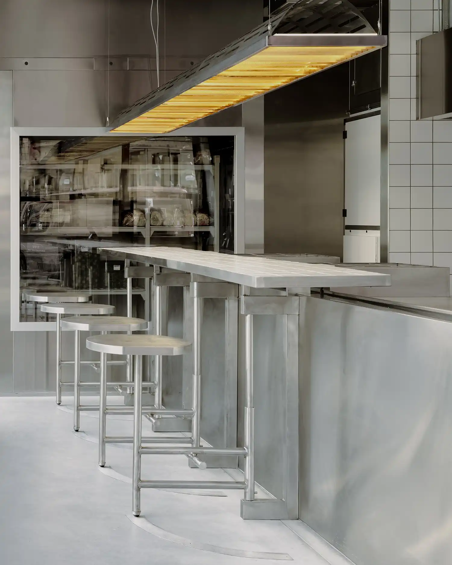 CRUNCH Sandwich Shop by KIDZ Studio: A Retro-Futuristic Design