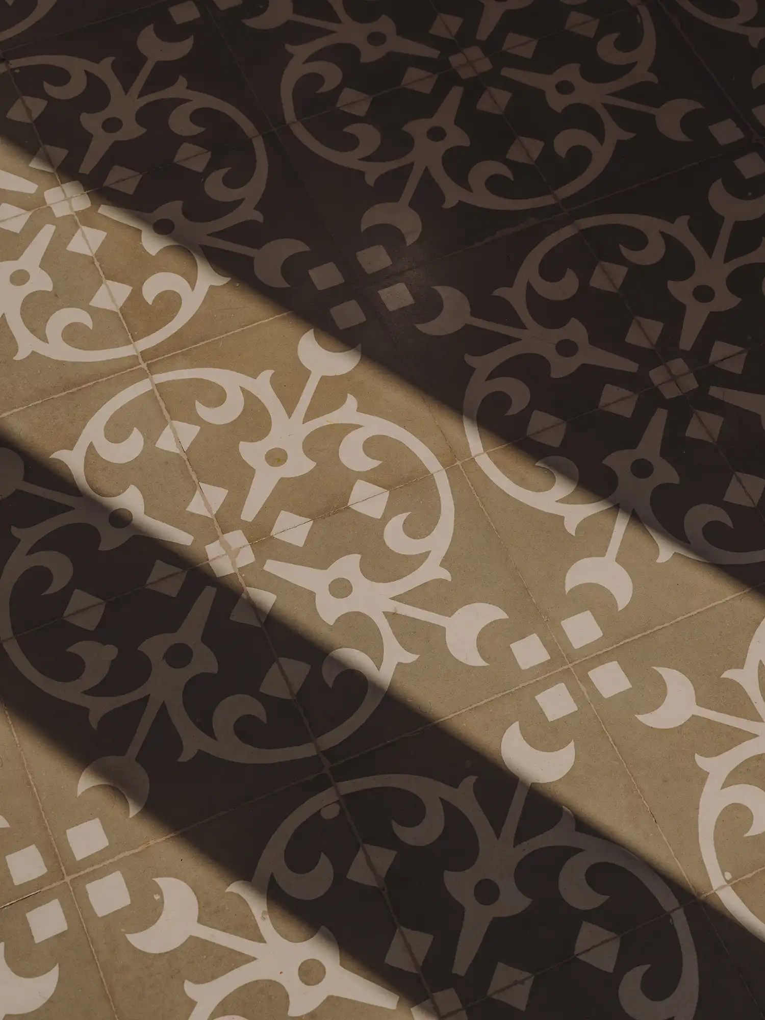 Escaleta House by Goodbye2000: Valencia’s Heritage Meets Modern Design