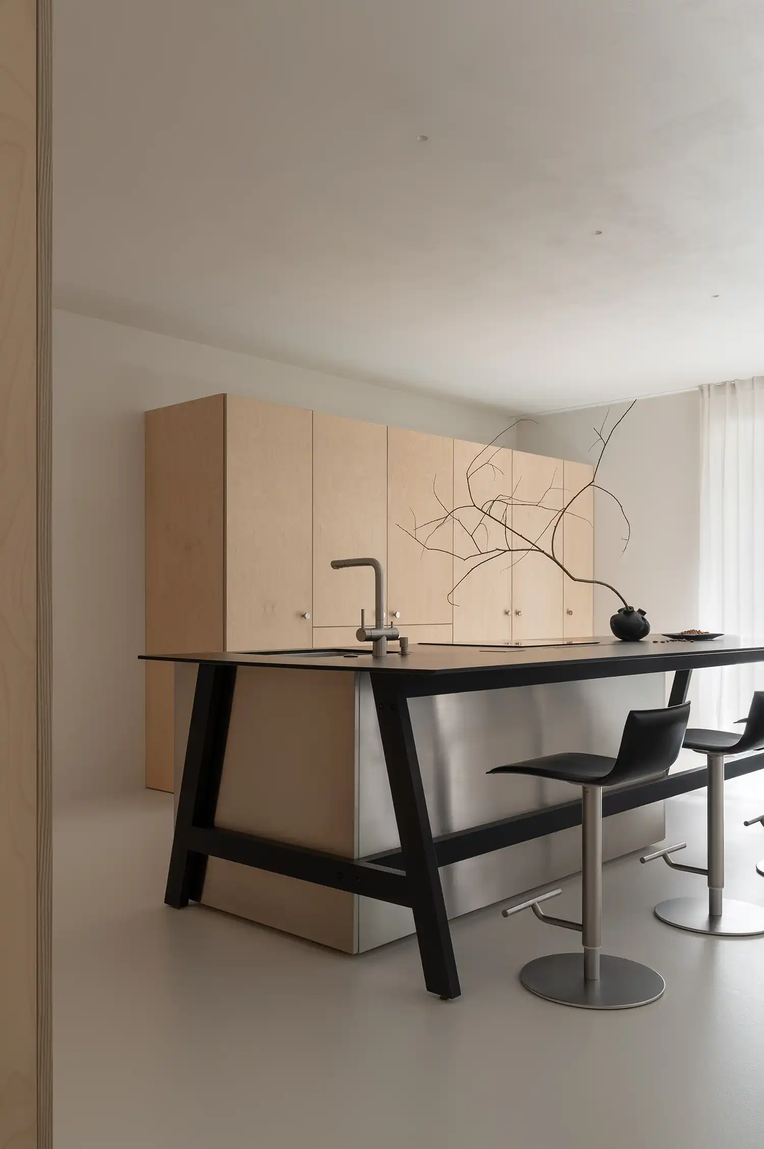 FOX Home: A Minimalist Haven Where Design Meets Innovation