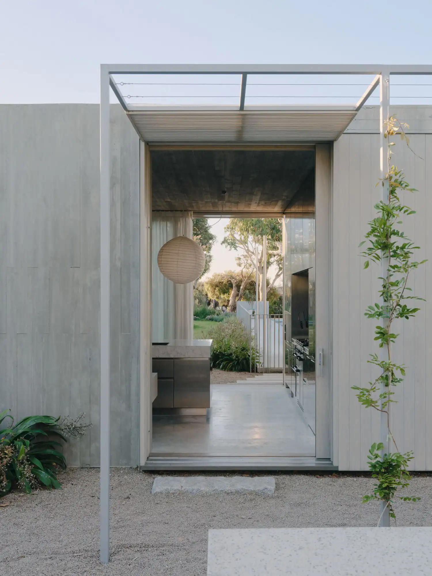 Mori House by Aires Mateus and MAArchitects: A Serene Fusion of Australian, Japanese, and Portuguese Design
