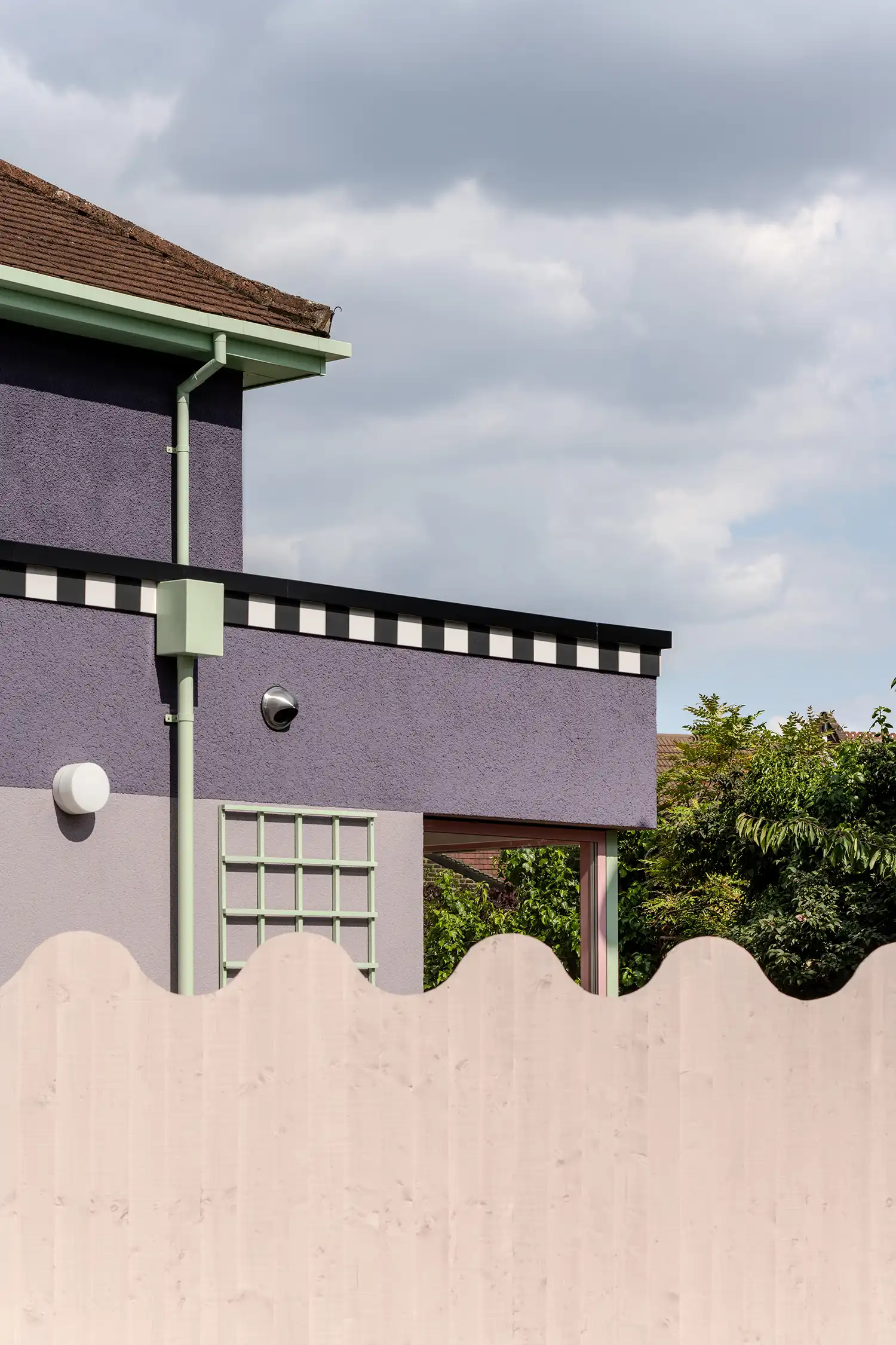 Brockley House by Office S&M: A Playful Mid-Century Renovation