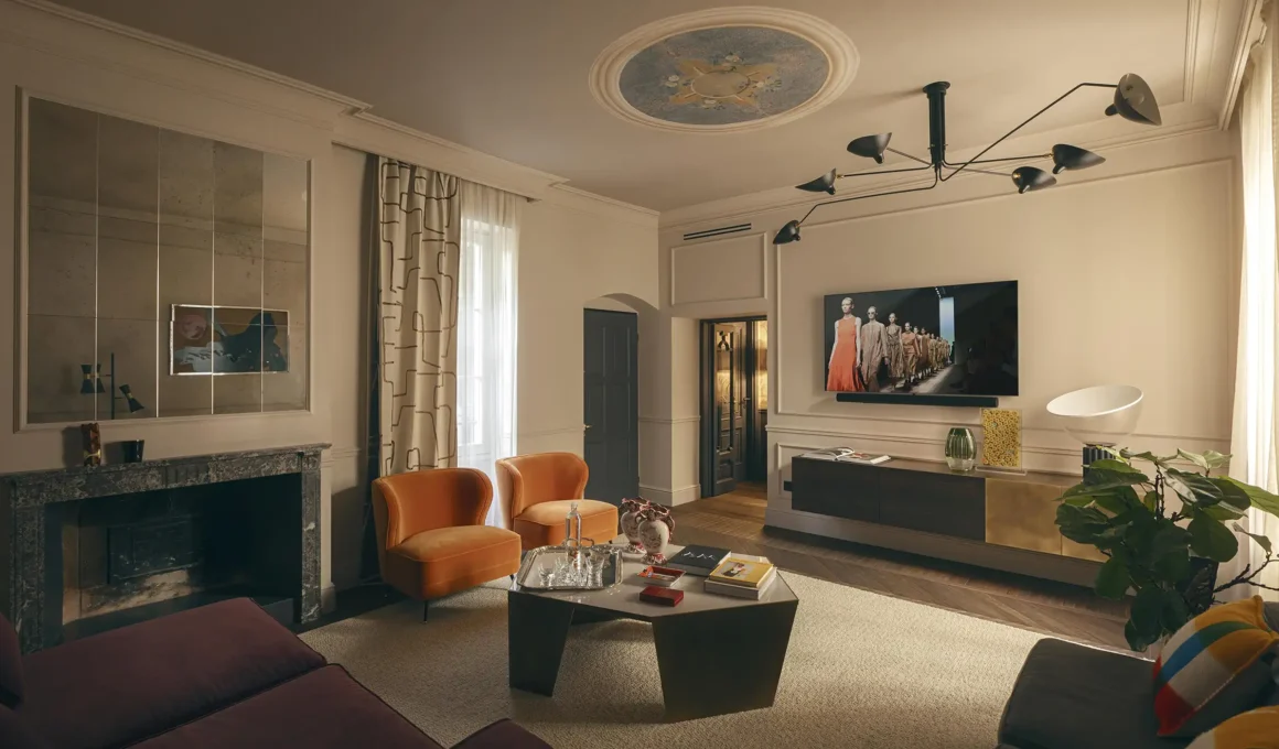 Pelizzari Studio’s Brescia Palazzo: Timeless Italian Renovation