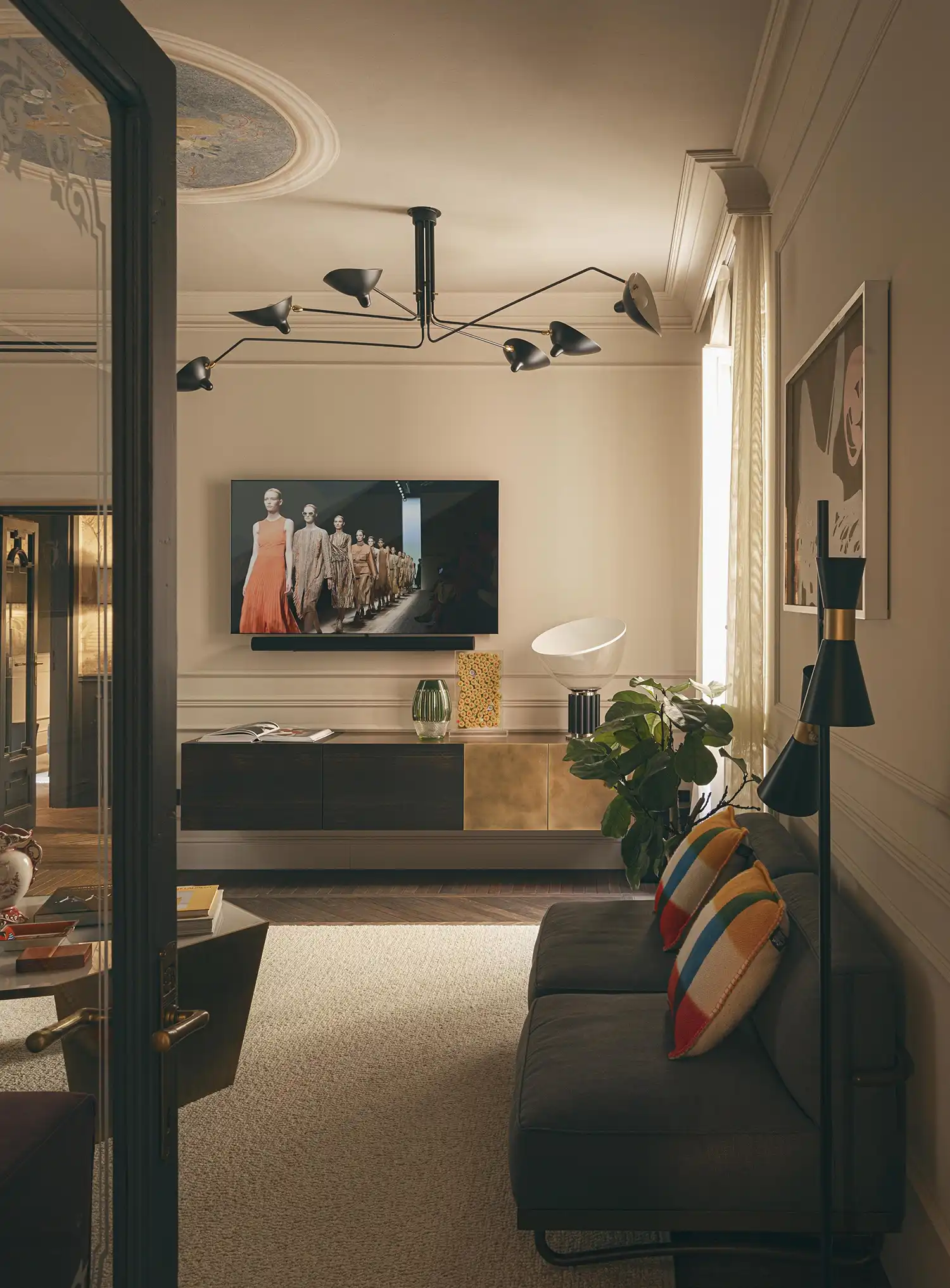 Pelizzari Studio’s Brescia Palazzo: Timeless Italian Renovation