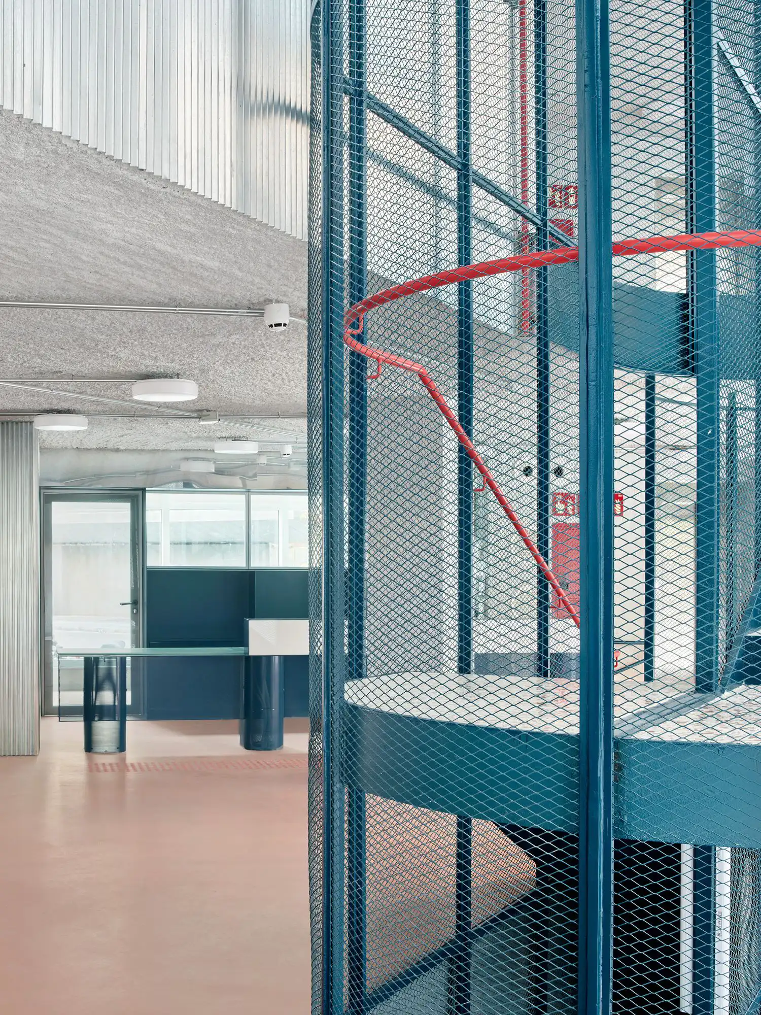 Flexo Arquitectura Transforms Barcelona’s Saier Facility into a Welcoming Hub for Migrants