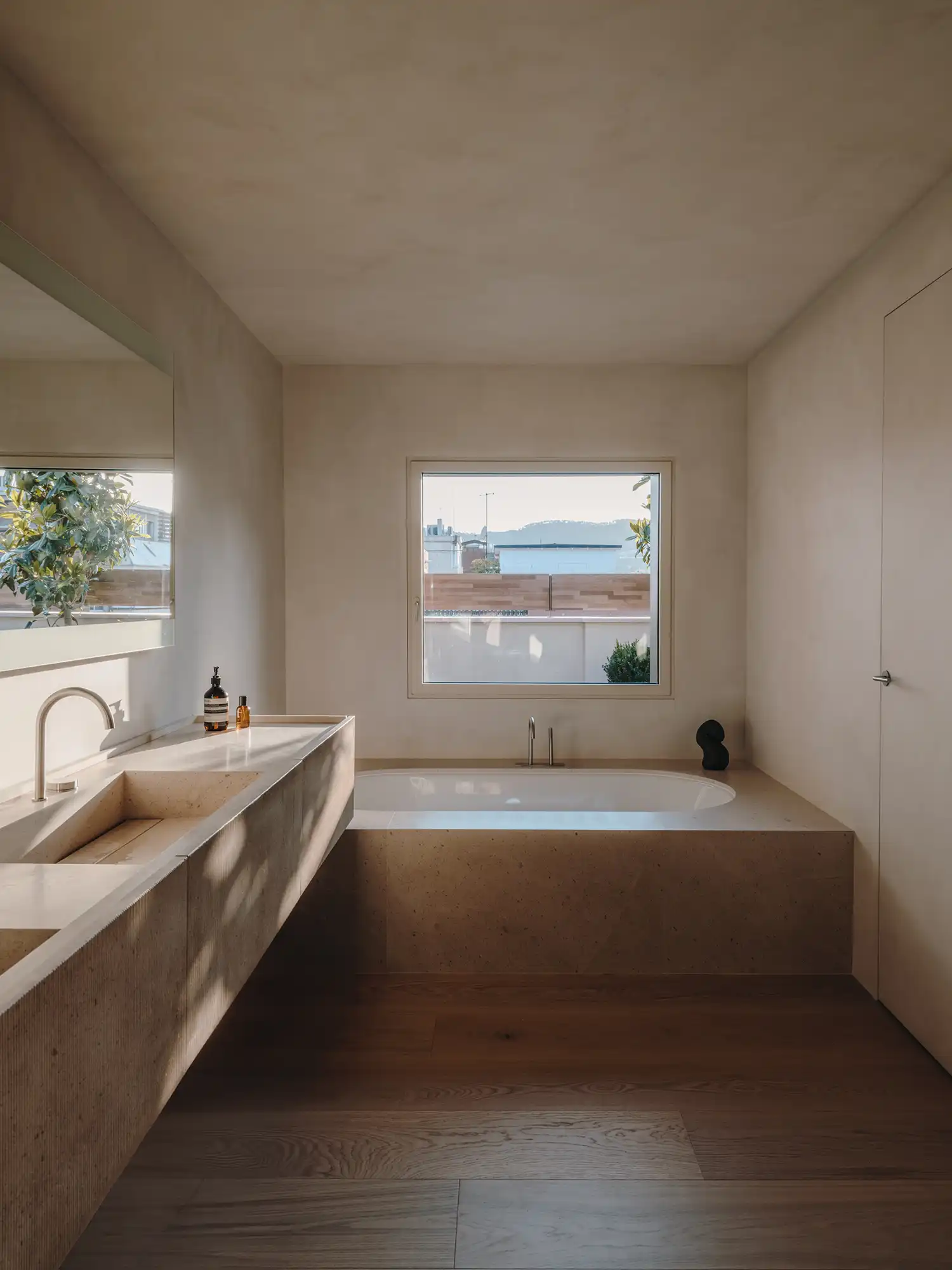 VA House by Mesura: Where New York Meets Mediterranean in Barcelona