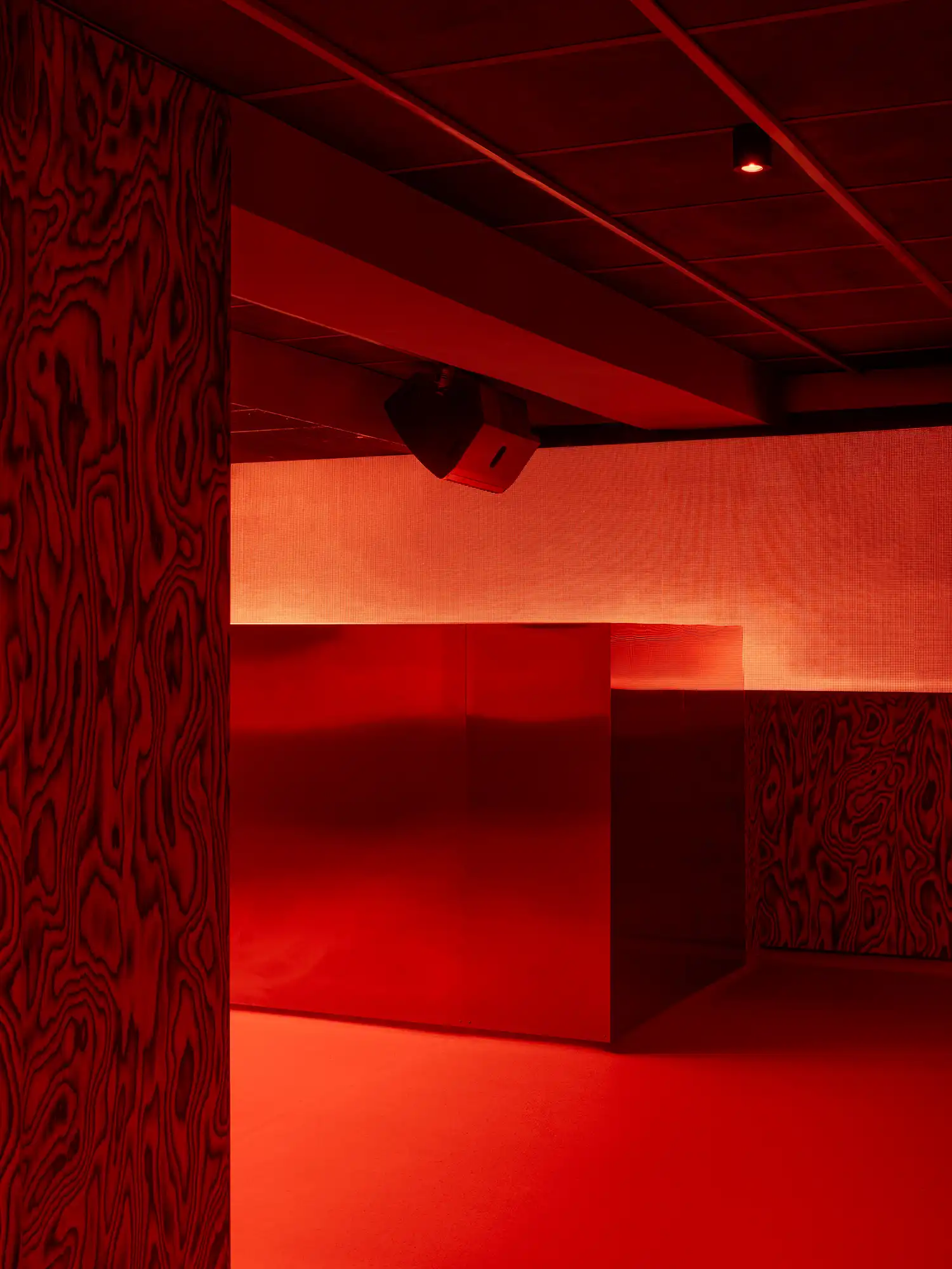CLAP Studio Rekindles Valencia’s Iconic OVEN Club with a Multi-Sensory Redesign