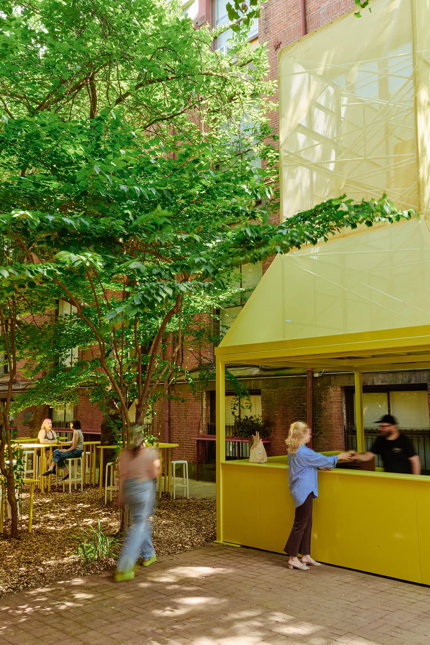 Frankie's Summer Club: Louis Kahn-Inspired Pop-Up Bar, Philadelphia