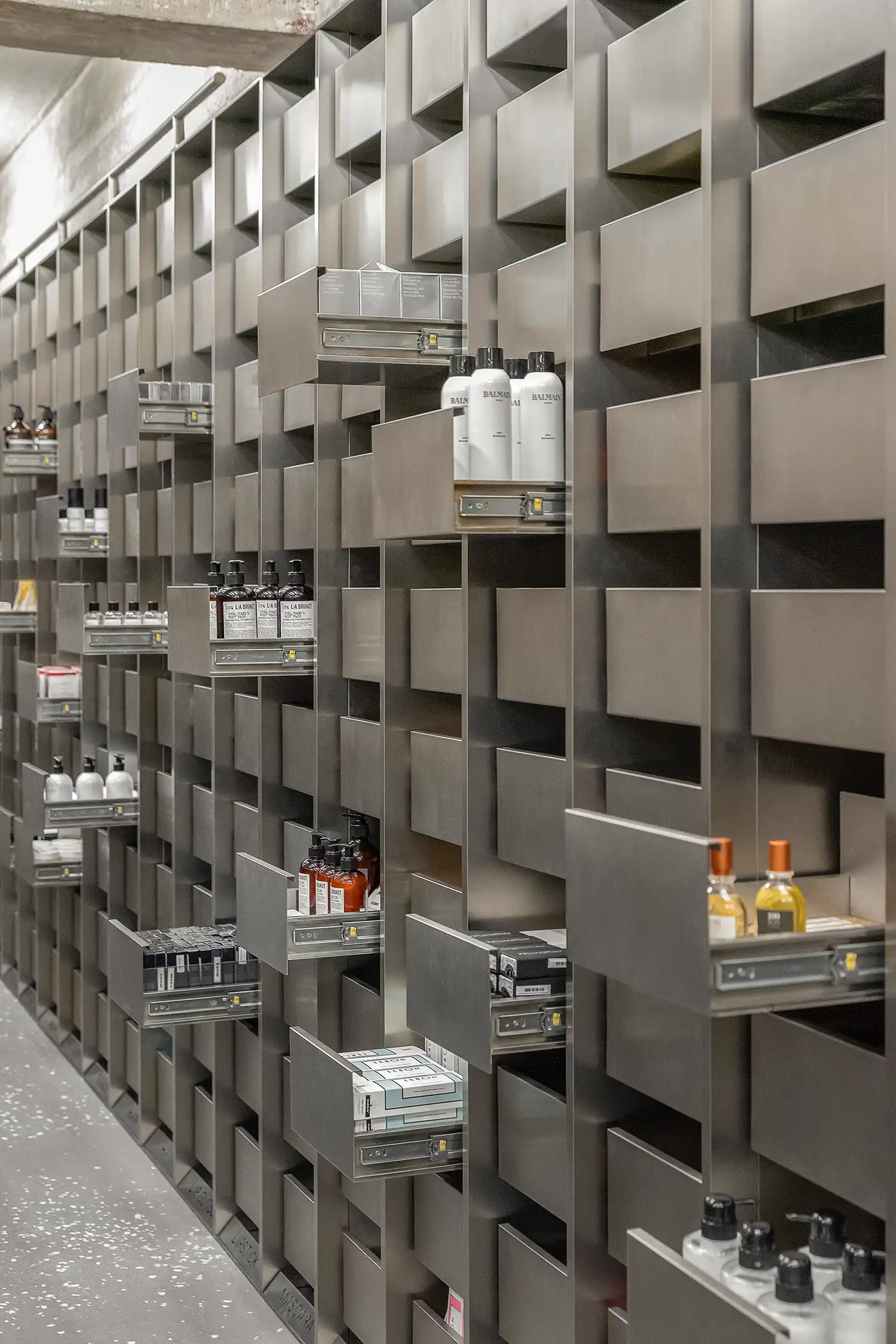 HARMAY Hong Kong: AIM Architecture Blends Digital Ease with Tactile Discovery in Sheung Wan