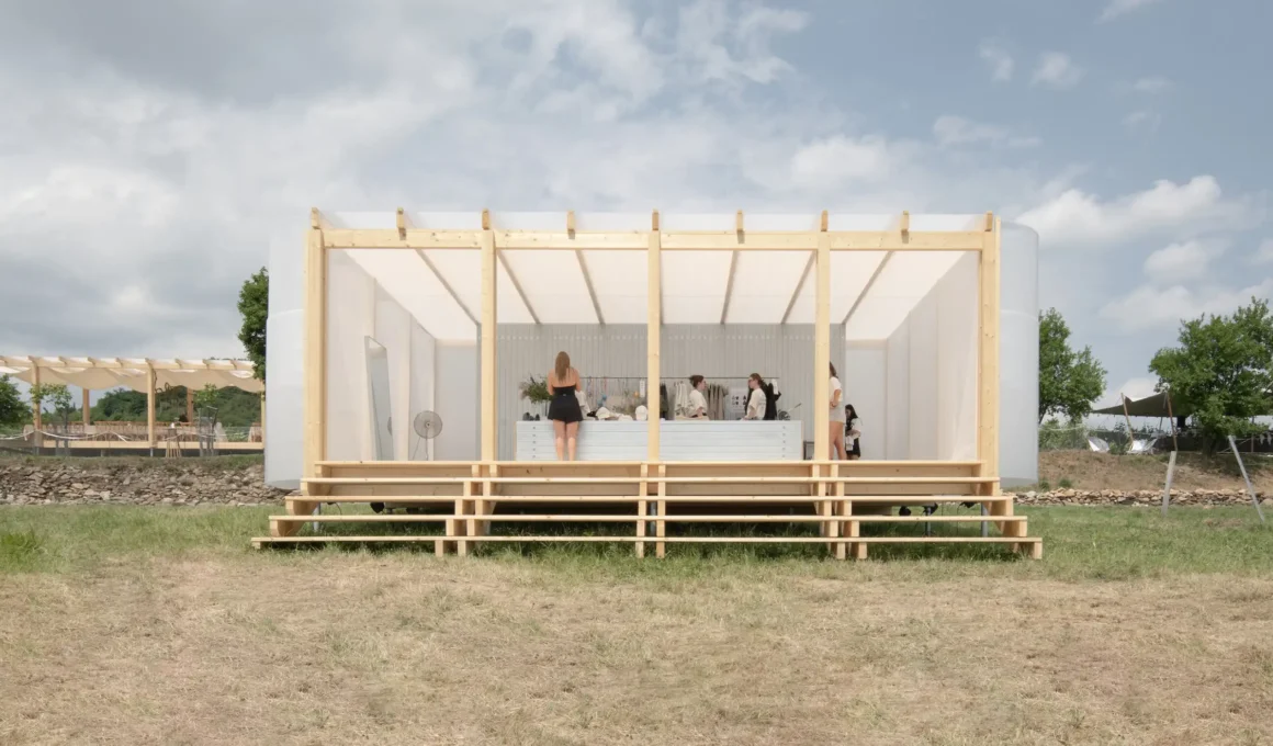 Vineyard Rhythms: Jakub Kolarovič Architects Frame Ženy Víno Funk 2025 with Tactile Temporary Urbanism