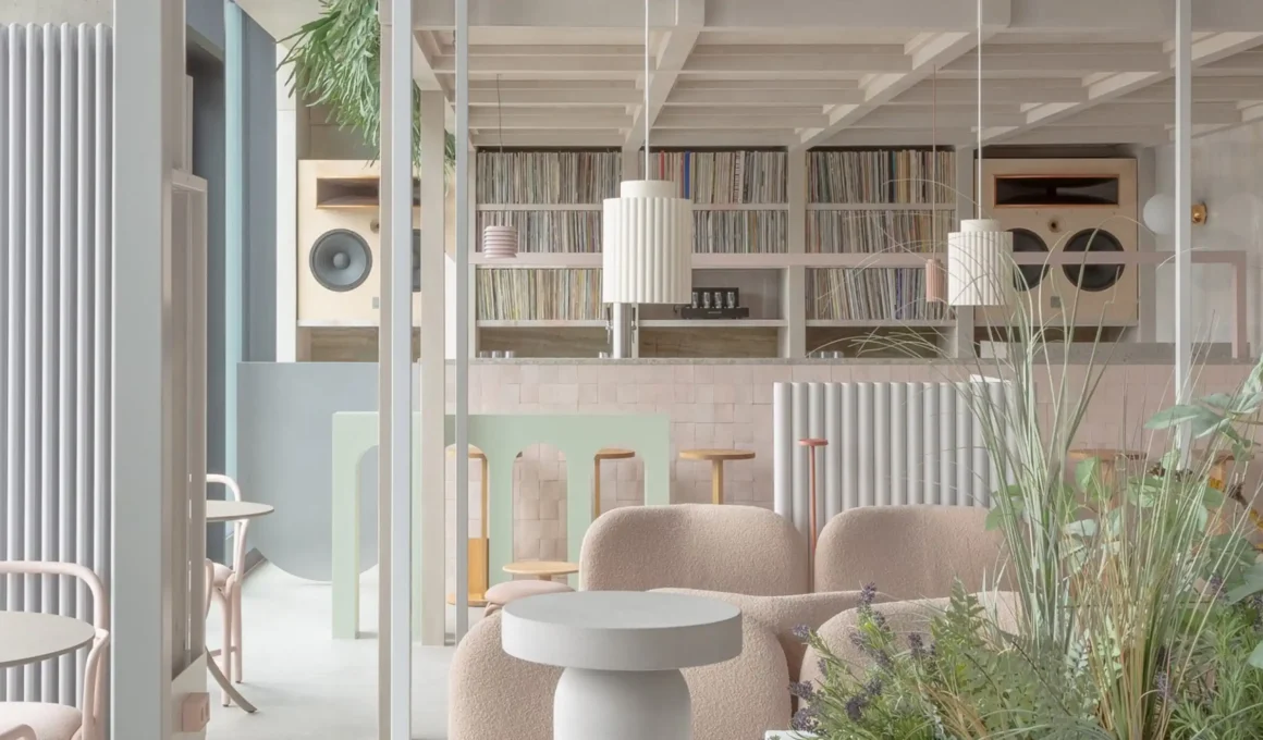 Vinyl, Cocktails & Perfect Acoustics: The Rise of Listening Bars