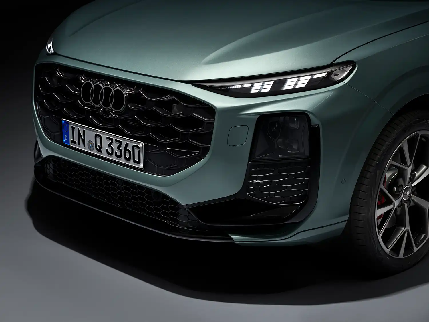 Audi Sharpens Its Compact Contender: New Q3 Debuts with Daring Arrow Keys Design