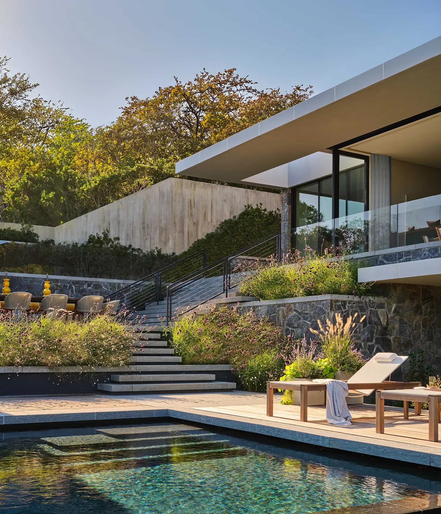 SAOTA x Rafael de Cárdenas Craft a Secluded Summer Sanctuary in Montauk