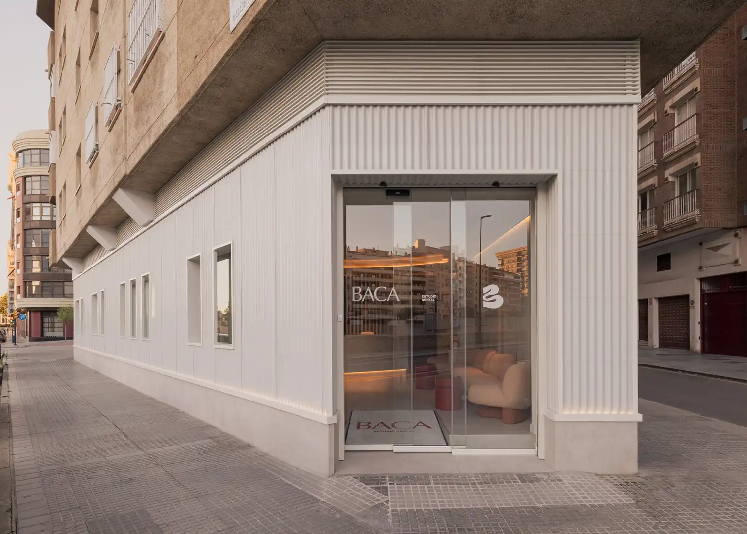 Clínica Dental Baca by Lago Interioriza: Sensory Dental Clinic Design in Málaga