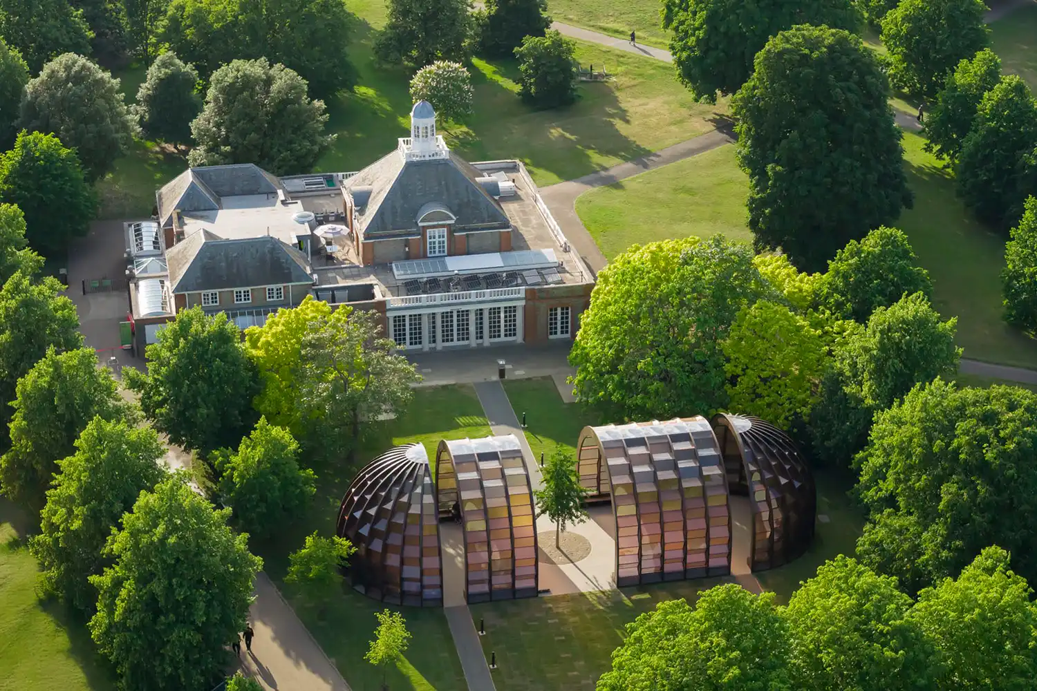 A Capsule in Time: Marina Tabassum Unveils the Ethereal 2025 Serpentine Pavilion