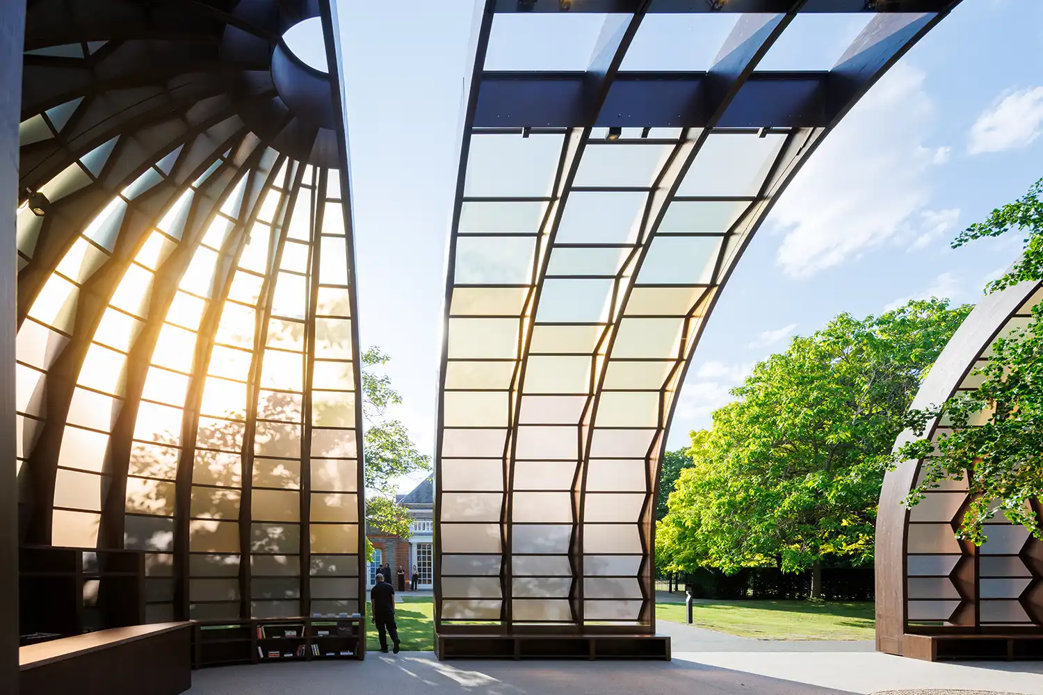 A Capsule in Time: Marina Tabassum Unveils the Ethereal 2025 Serpentine Pavilion