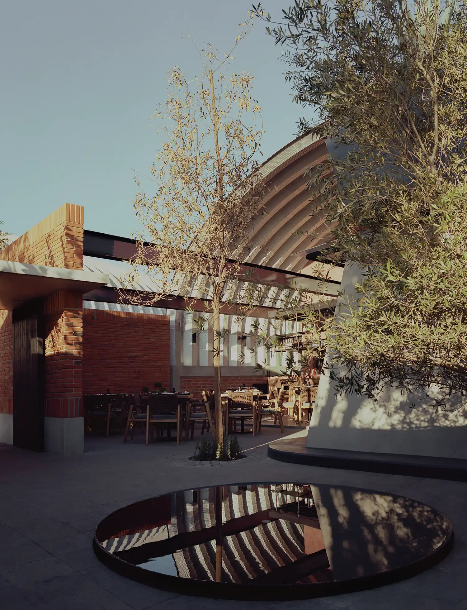 CAAM Transforms Querétaro Warehouse into Elegant Sōko Japanese Teppanyaki Restaurant