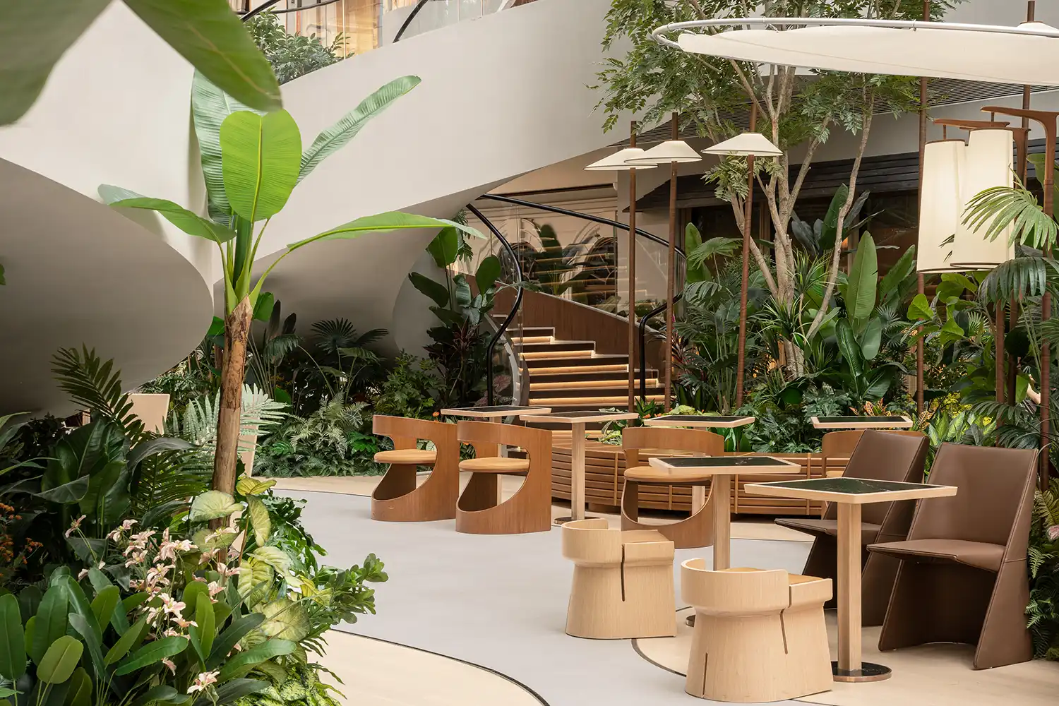 Deji Plaza’s 7th Floor Dining Area by X+Living Redefines Urban Nature with a Three-Dimensional Garden