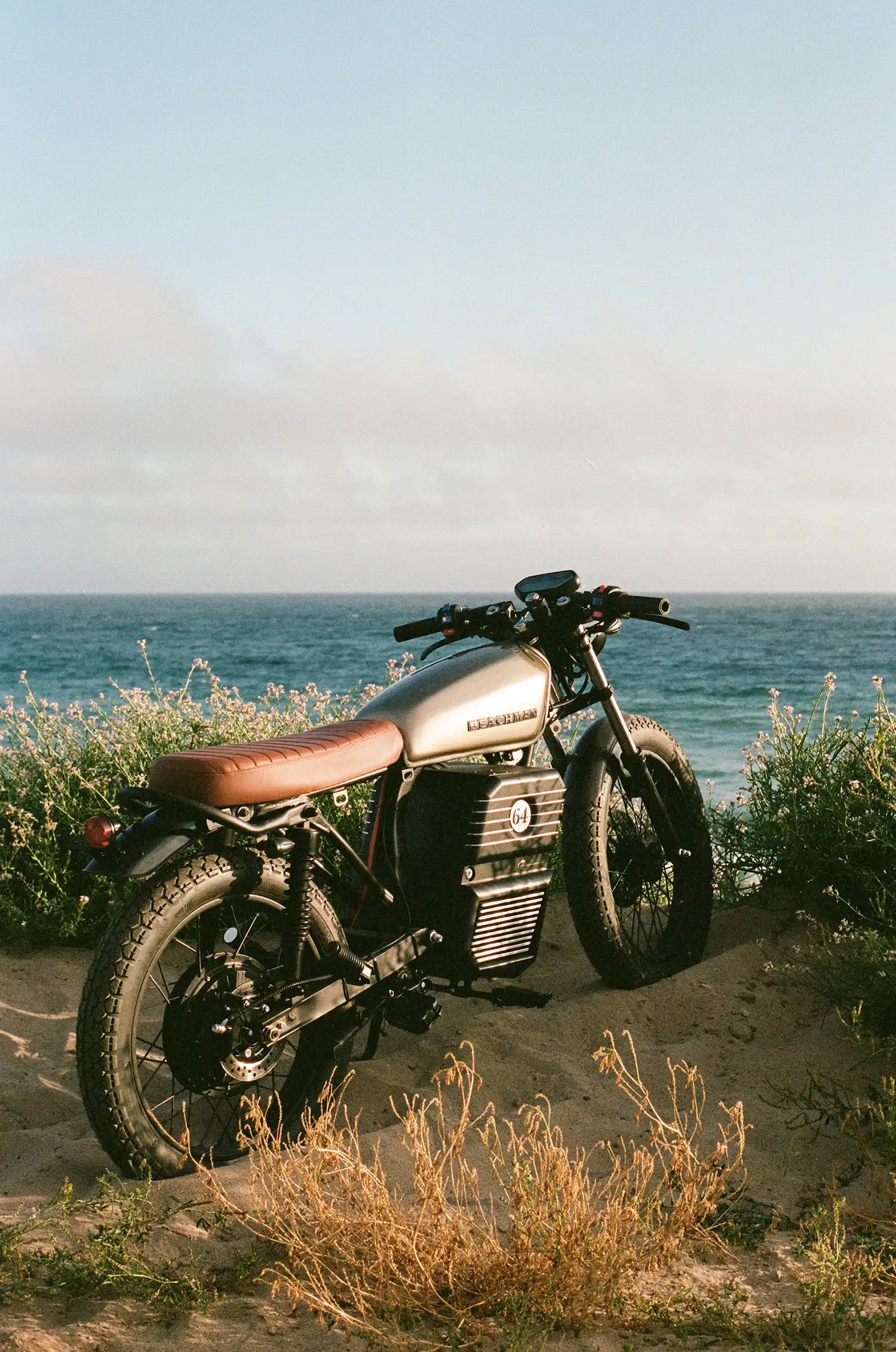 Beachman '64 E-Bike: Vintage Style, 45 MPH & Moped-Class