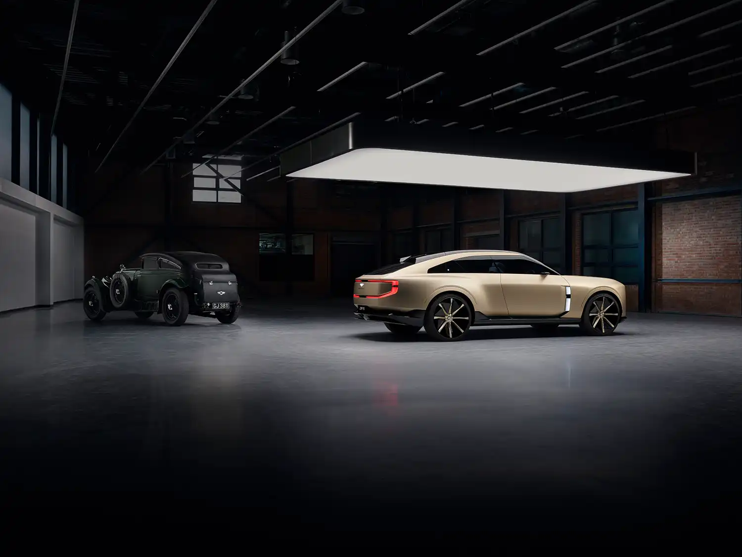 Bentley EXP 15: A Grand Touring Vision for the Electric Age, Forged in Heritage and VR