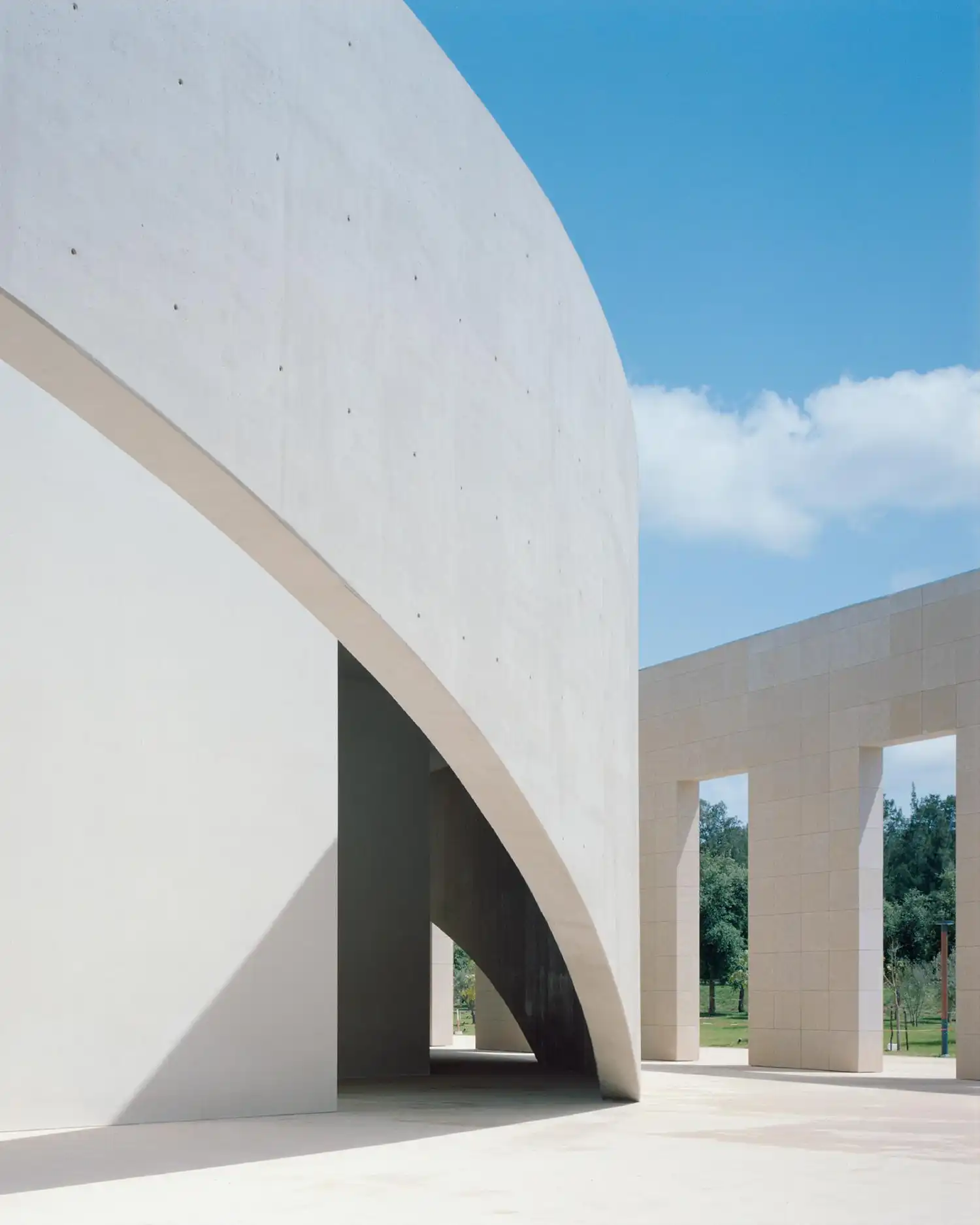 Bofill's Rabat Conference Centre: UM6P's Geometric Architecture Hub