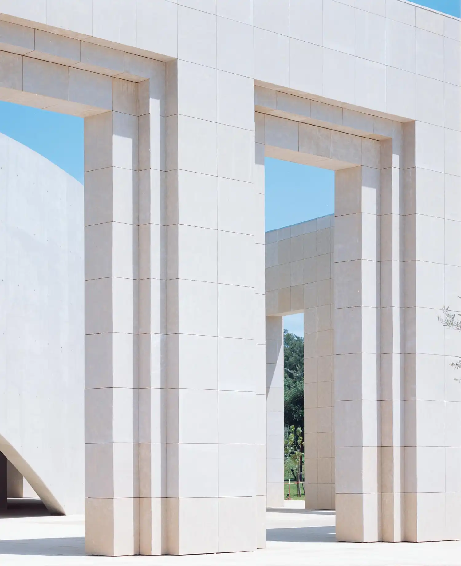 Bofill's Rabat Conference Centre: UM6P's Geometric Architecture Hub