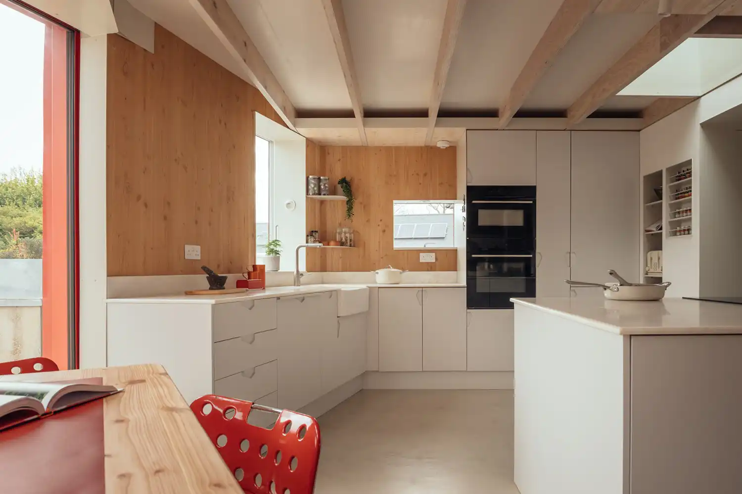 Brighton Cantilever Extension by Banfield Wood | Room for All Stages