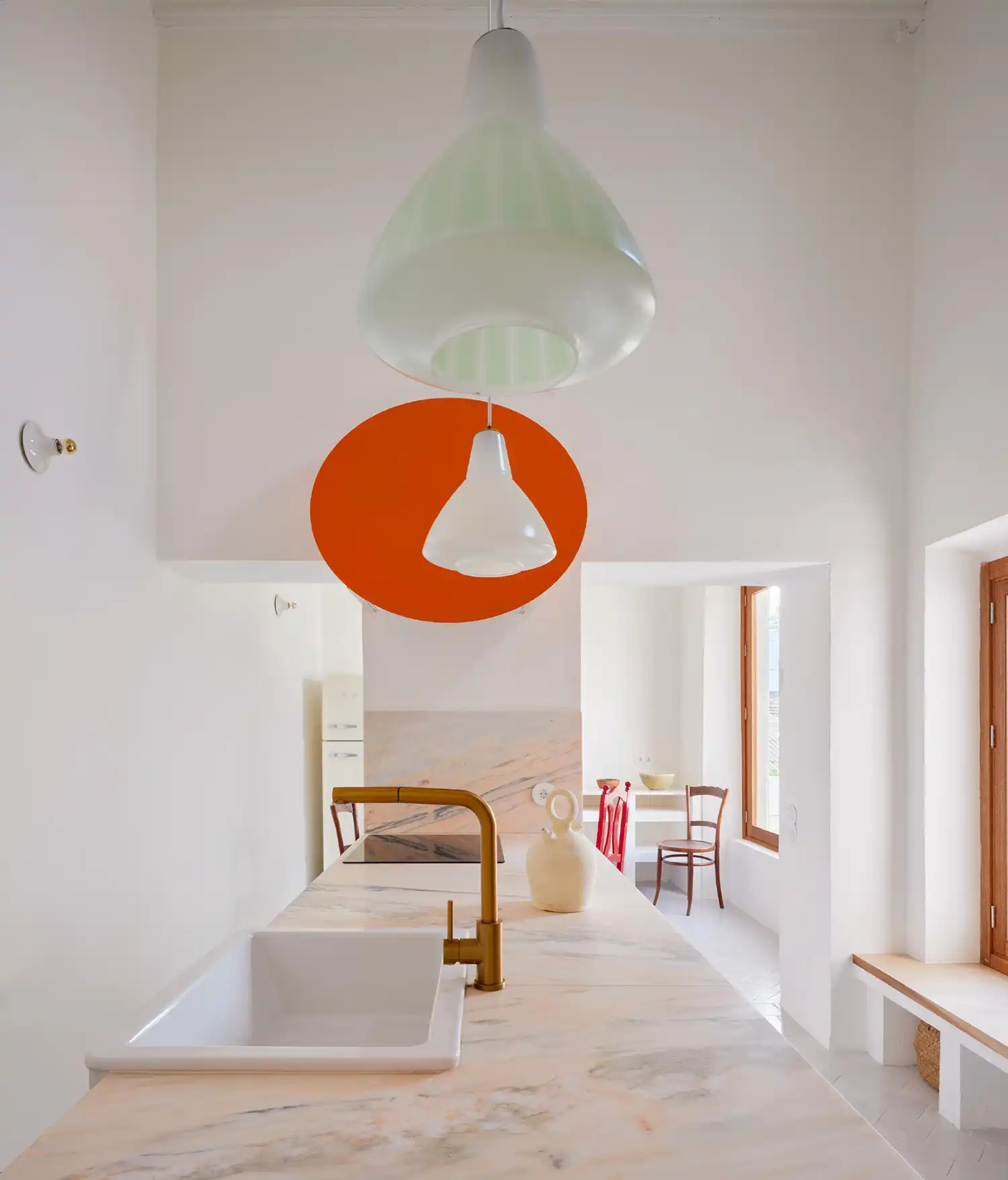 Casa Puerto: Lucas y Hernández-Gil’s Architectural Acupuncture in Spain