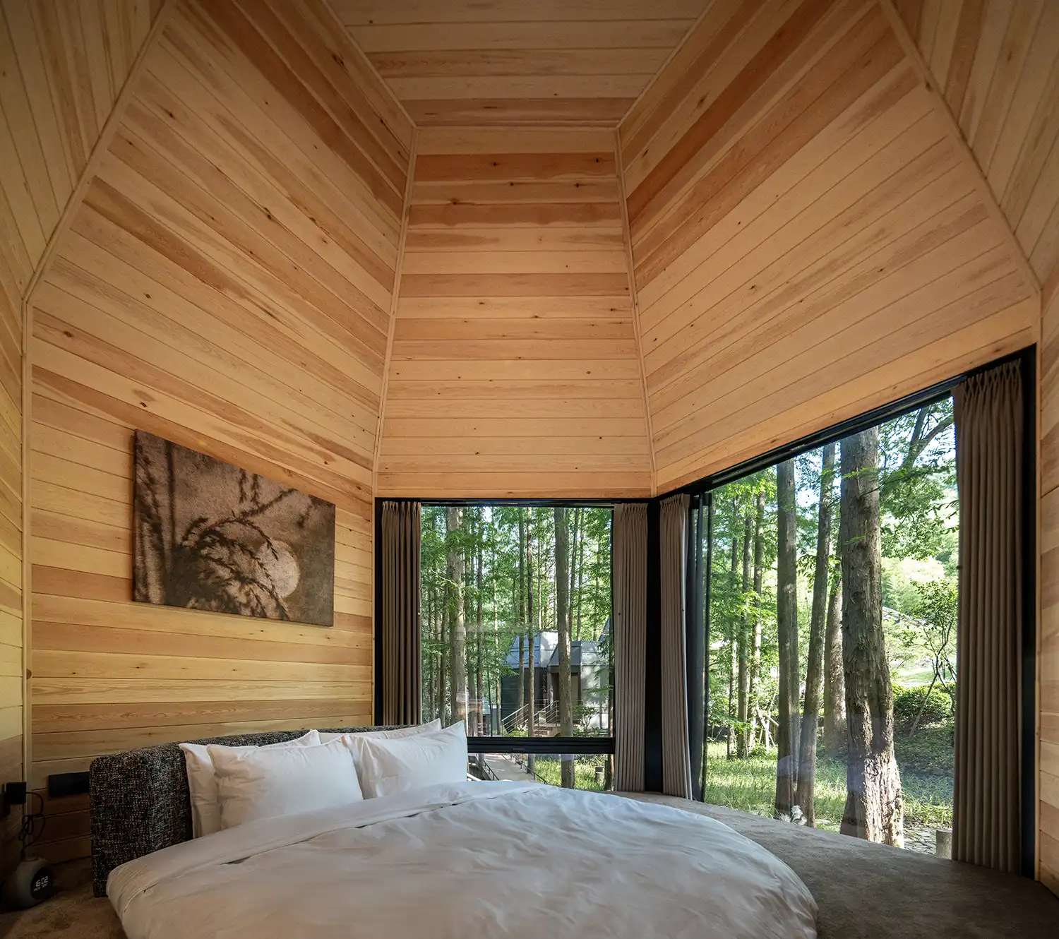 Dongmingshan Senyu Hotel: Sustainable Forest Retreat by GLA Architects | Hangzhou