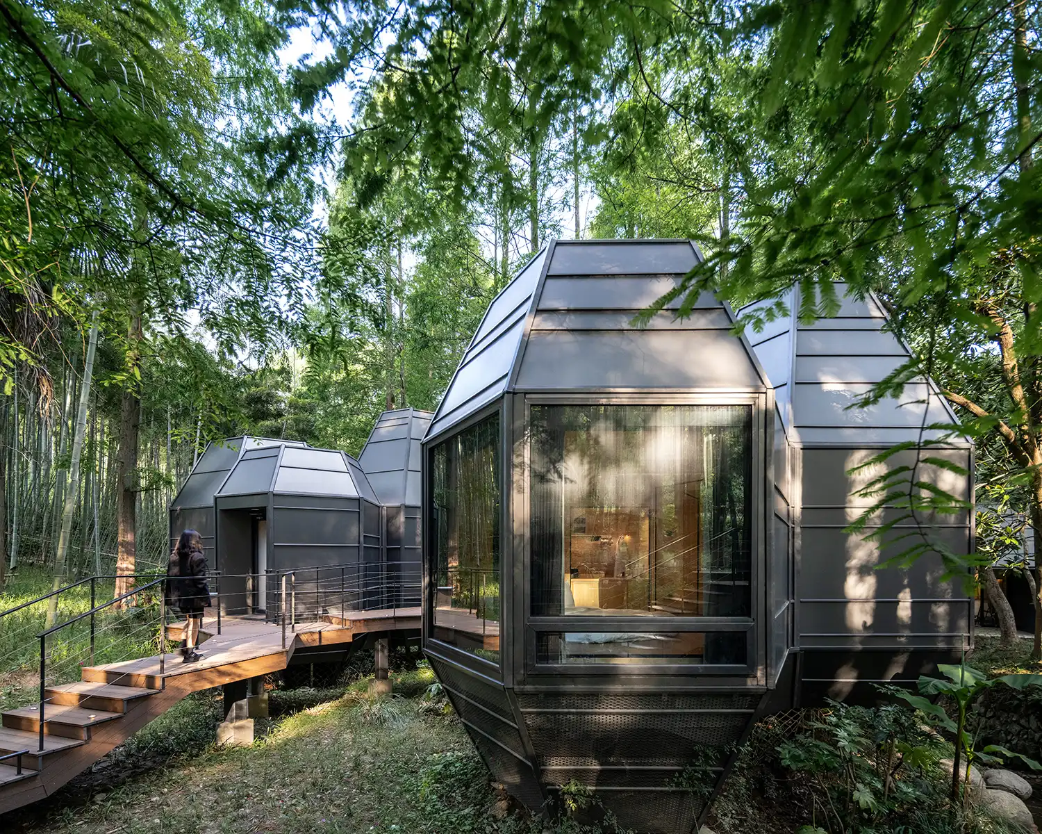 Dongmingshan Senyu Hotel: Sustainable Forest Retreat by GLA Architects | Hangzhou