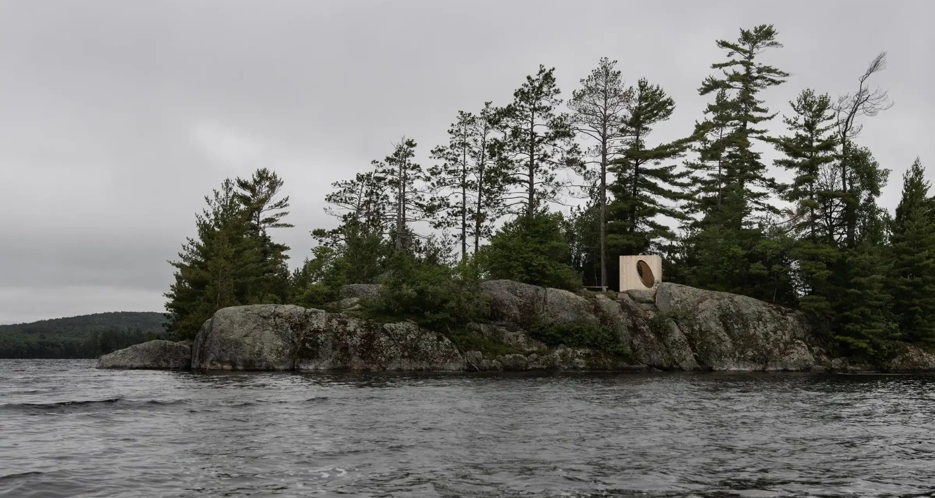 Faire le Vide: Luca Fortin's Canoe-Access Art in Poisson Blanc Park