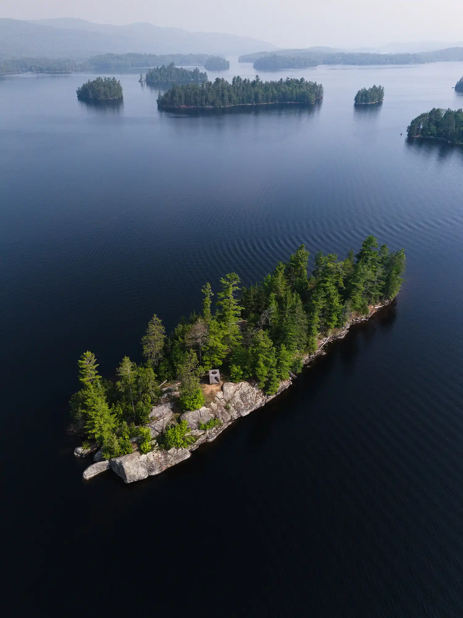 Faire le Vide: Luca Fortin's Canoe-Access Art in Poisson Blanc Park 