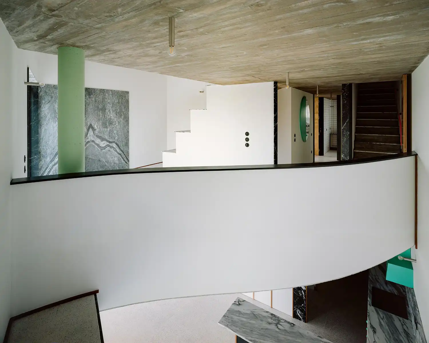 HOUSE WITH AN INVERTED ROOF in Matosinhos | FALA Atelier