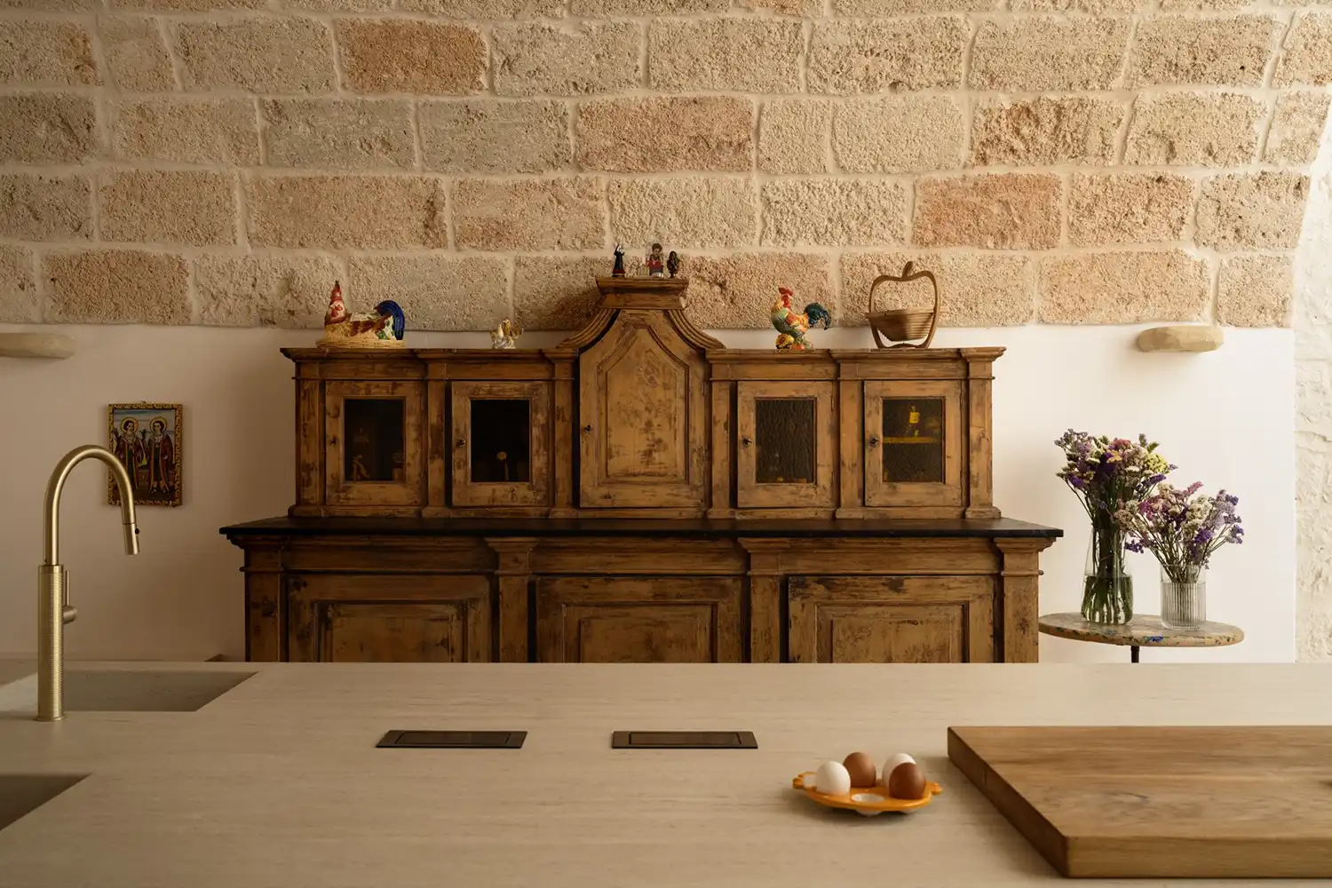 Flore & Venezia Restore 17th-Century Masseria Torre in Puglia